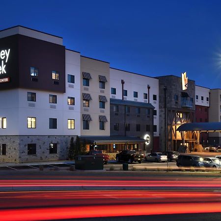 Stoney Creek Hotel Tulsa - Broken Arrow Esterno foto